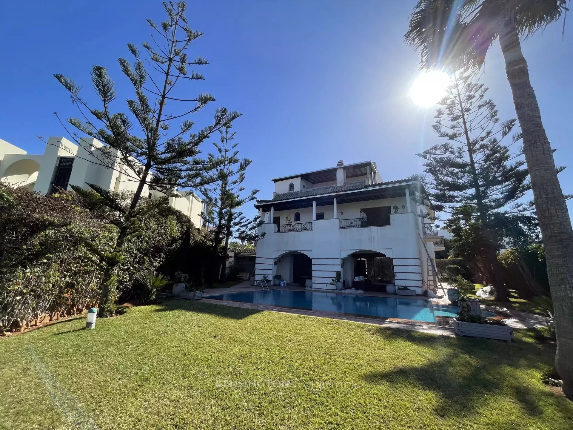 Villa D’Exception Avec Vue Panoramique Sur L’Océan – Casablanca Corniche in Casablanca, Morocco